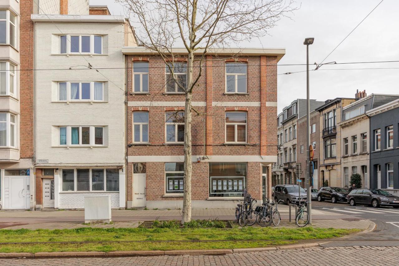 Surprimo - Gerenoveerd Appartement Antwerp Exterior photo